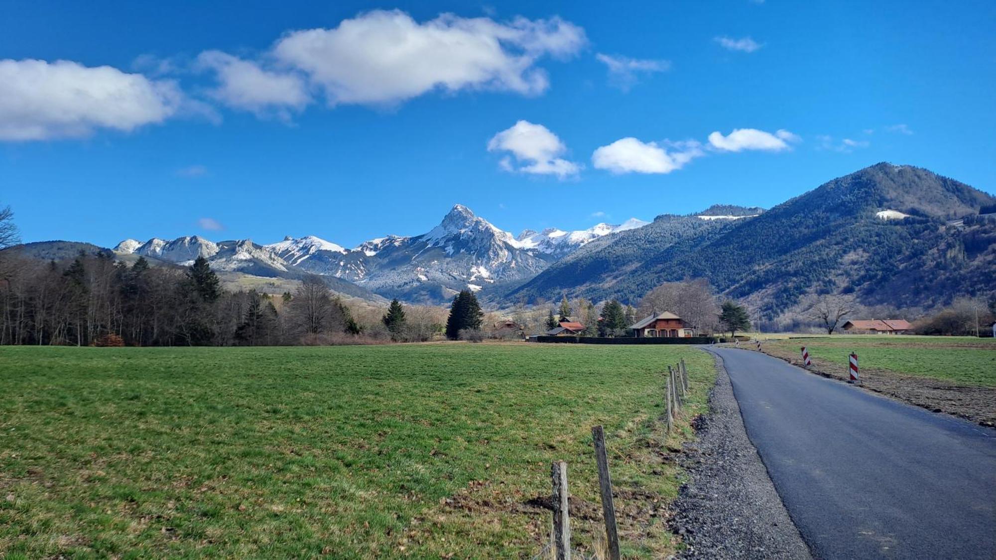 Maison D'Hotes Des Bassins D'Oche Saint-Paul-en-Chablais ภายนอก รูปภาพ