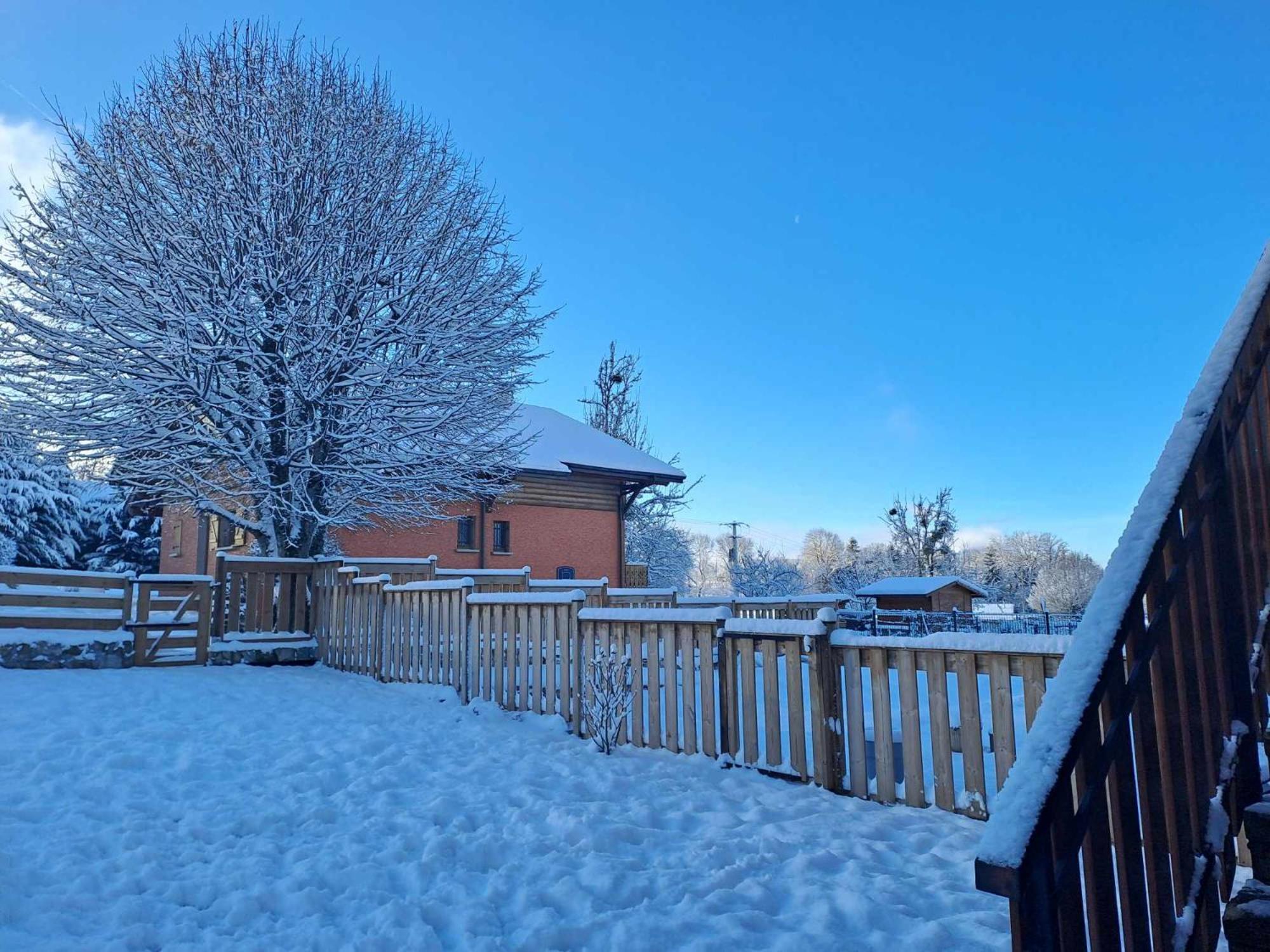 Maison D'Hotes Des Bassins D'Oche Saint-Paul-en-Chablais ภายนอก รูปภาพ